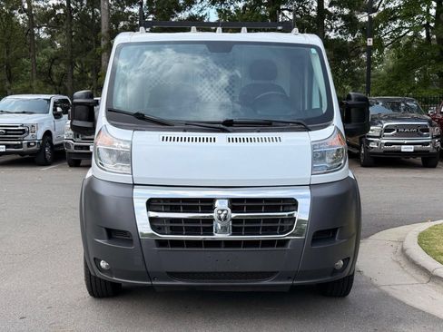 Used 2017 RAM ProMaster 1500 w/ Premium Appearance Group FWD image 2
