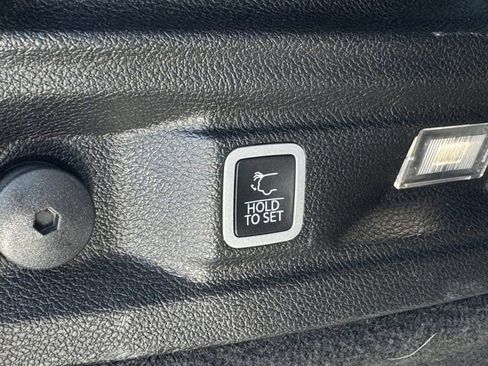 Used 2022 Jeep Grand Cherokee L Overland image 37