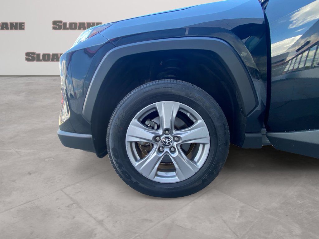 Used 2023 Toyota RAV4 LE AWD/4WD image 14
