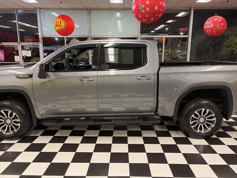 Used 2020 GMC Sierra 1500 AT4 w/ AT4 Premium Package image 6