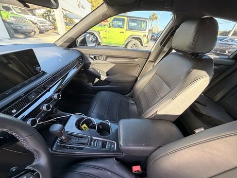 Used 2025 Honda Civic Sport image 10