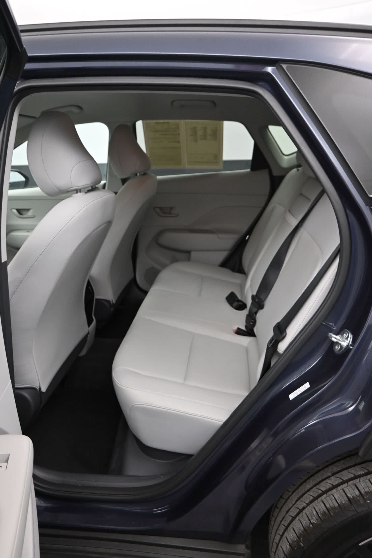 Used 2024 Hyundai Kona SEL AWD/4WD image 12