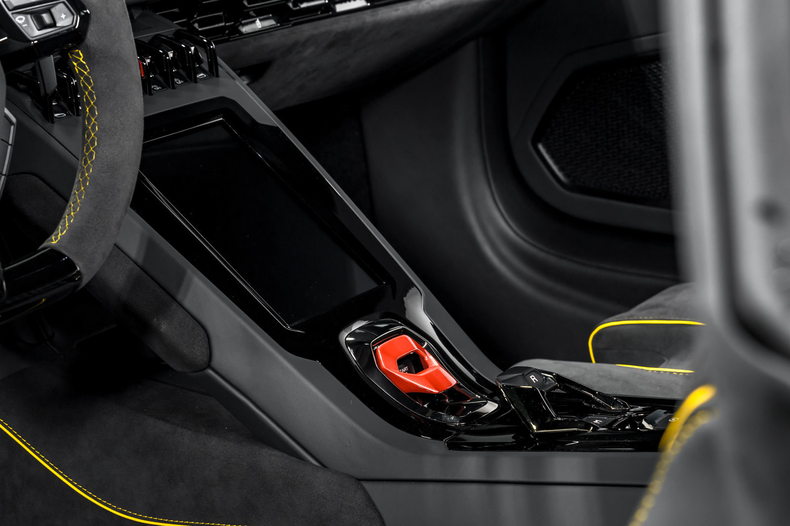 Used 2022 Lamborghini Huracan EVO RWD image 23