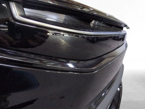 Used 2025 Polestar Polestar 3 image 27