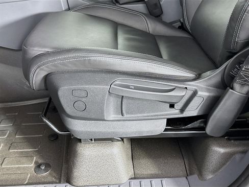 Used 2024 INEOS Grenadier image 18