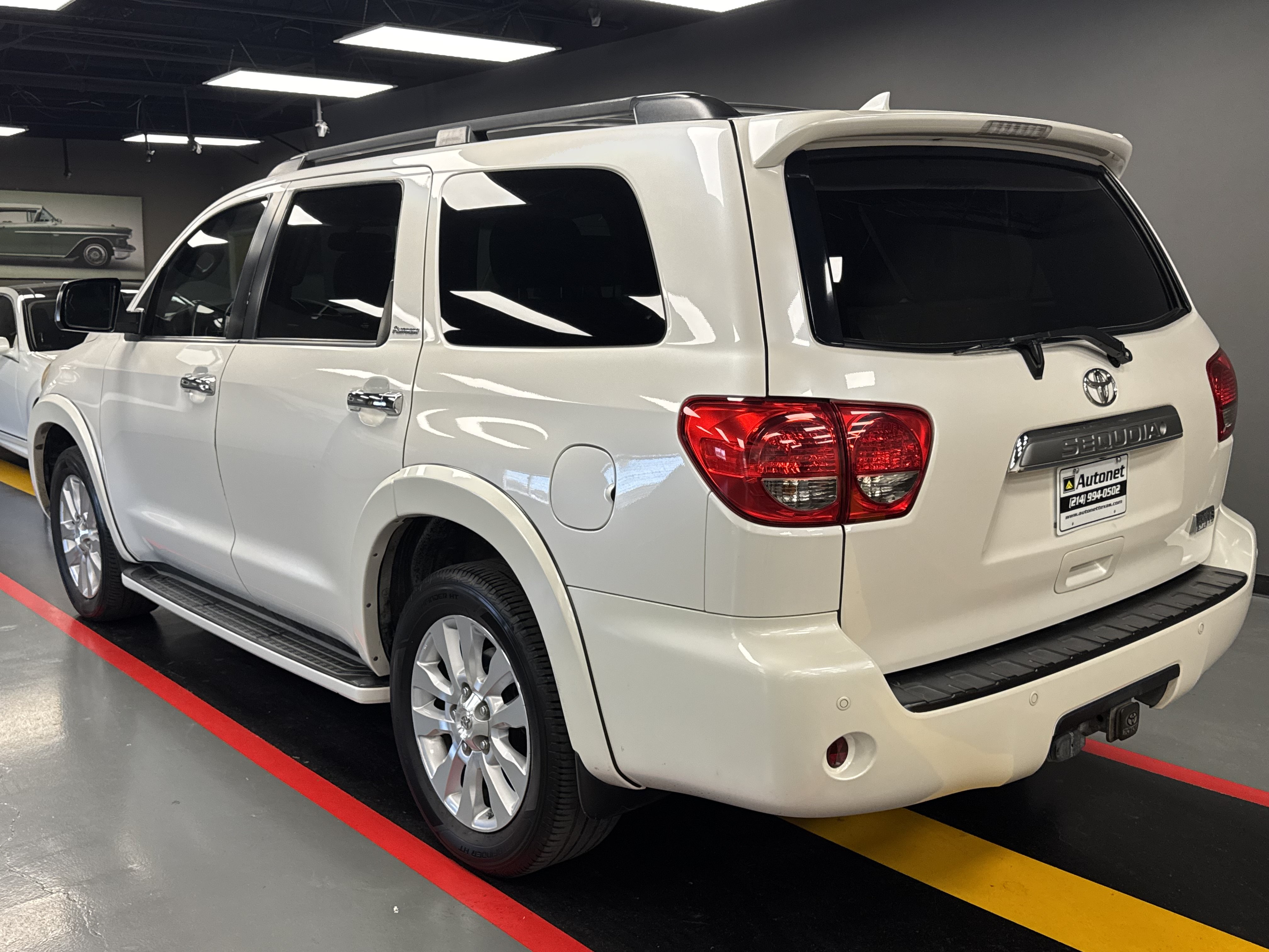 Used 2013 Toyota Sequoia Platinum RWD image 12