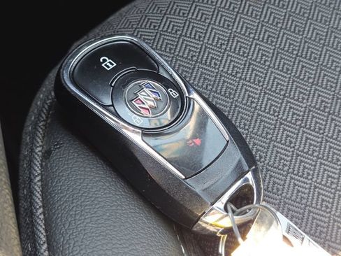 Used 2023 Buick Encore GX Preferred FWD image 32