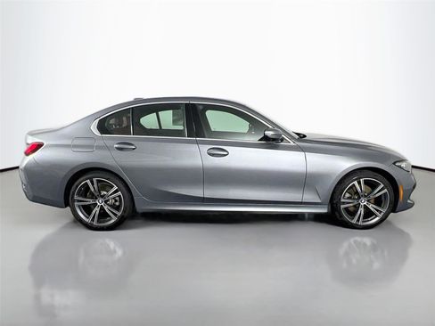 Certified 2024 BMW 330i xDrive Sedan w/ Premium Package AWD/4WD image 6