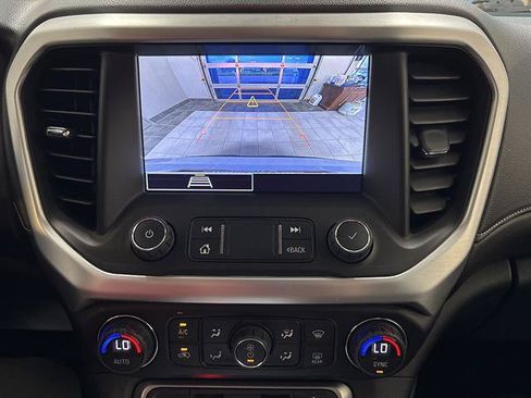 Used 2020 GMC Acadia SLE w/ Driver Convenience Package AWD/4WD image 11