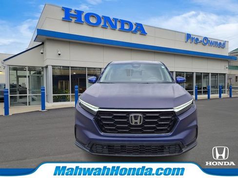Used 2025 Honda CR-V EX-L image 2