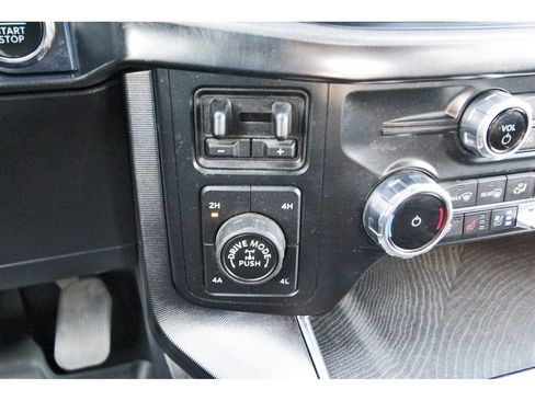 Certified 2022 Ford F150 Platinum w/ Equipment Group 701A High AWD/4WD image 20