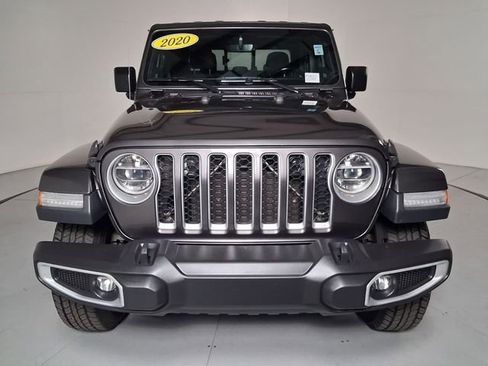 Used 2020 Jeep Gladiator Overland AWD/4WD image 8