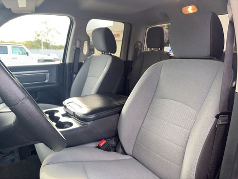 Used 2024 RAM 1500 Classic SLT image 7