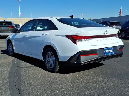 New 2026 Hyundai Elantra SE w/ Cargo Package image 3