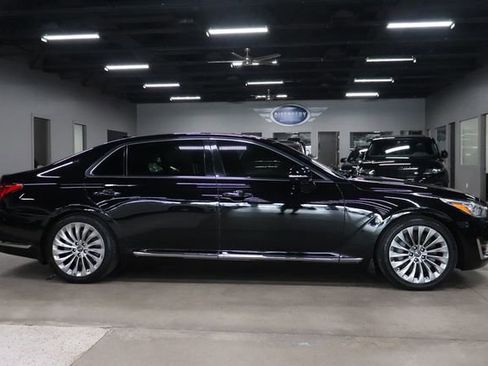 Used 2017 Genesis G90 5.0 Ultimate RWD image 6