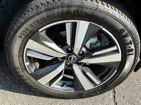 Certified 2023 Nissan Rogue SL w/ SL Premium Package AWD/4WD image 7