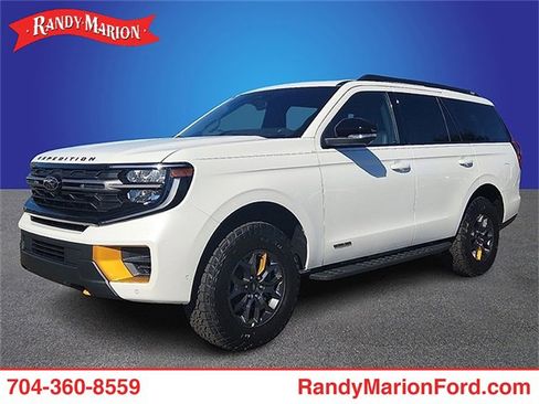 New 2025 Ford Expedition Tremor image 1