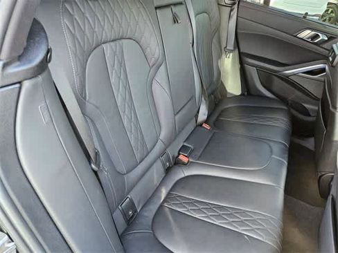 Used 2023 BMW X6 xDrive40i w/ Executive Package image 20