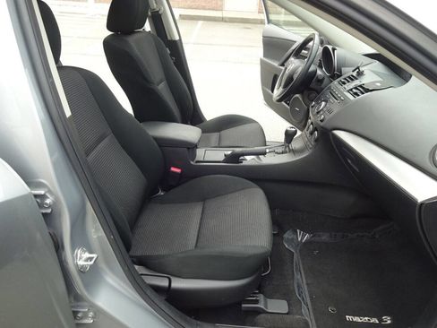 Used 2013 MAZDA MAZDA3 i Touring FWD image 15