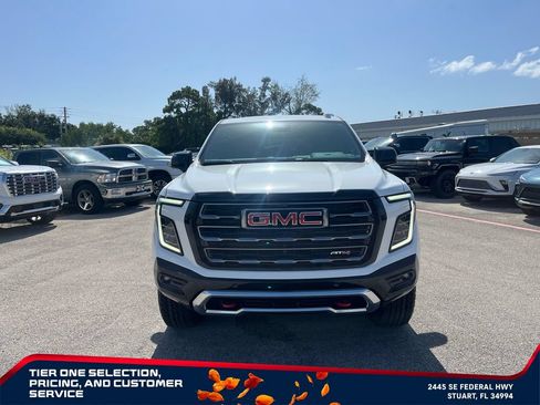 New 2026 GMC Yukon XL AT4 AWD/4WD image 3