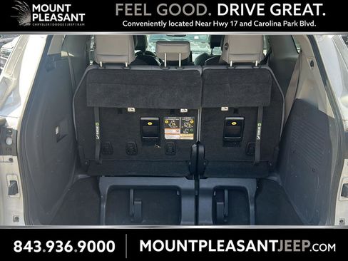 Used 2022 Toyota Sienna XLE image 1