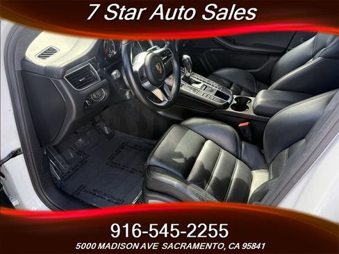 Used 2017 Porsche Macan Turbo image 9