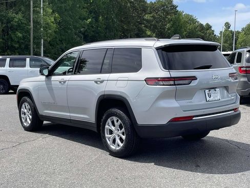 Used 2023 Jeep Grand Cherokee L Limited AWD/4WD image 7
