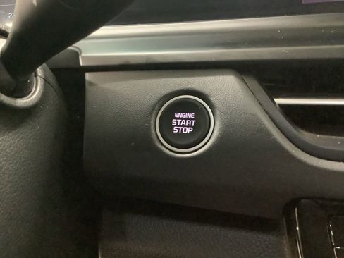 Certified 2024 Kia Seltos EX image 20