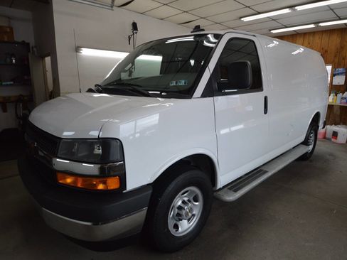Used 2024 Chevrolet Express 2500 w/ Driver Convenience Package image 19