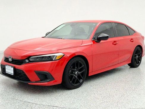 Used 2023 Honda Civic Sport image 1