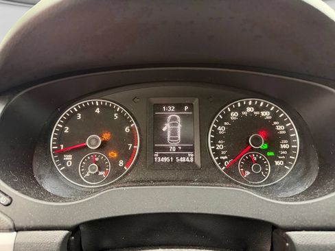 Used 2013 Volkswagen Jetta GLI FWD image 13