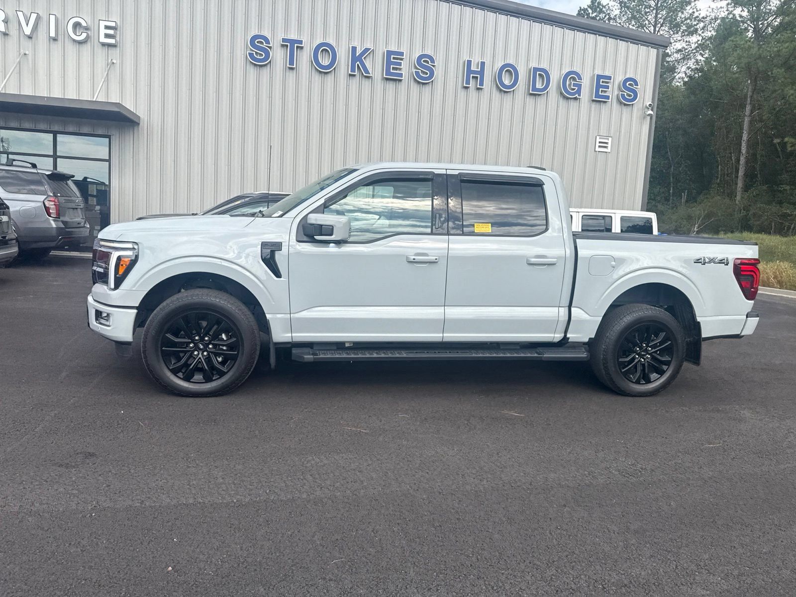 Used 2024 Ford F150 Lariat w/ Bed Utility Package AWD/4WD image 4