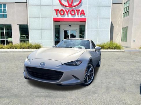 Used 2023 MAZDA MX-5 Miata Grand Touring RWD image 4