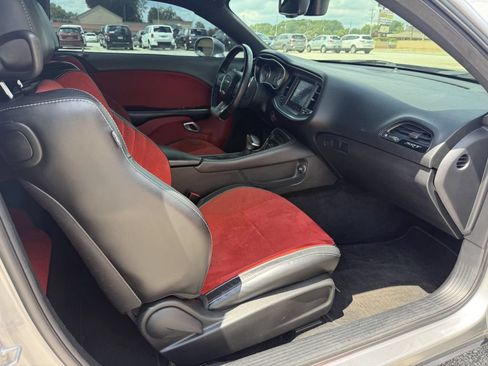 Used 2015 Dodge Challenger SRT w/ Technology Group RWD image 25