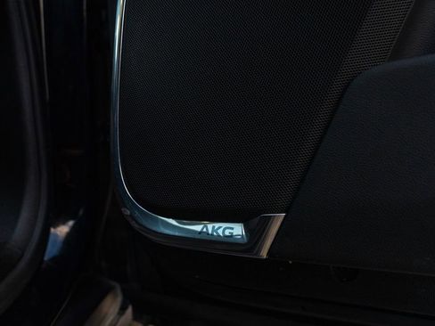 Used 2023 Cadillac Escalade Sport image 9