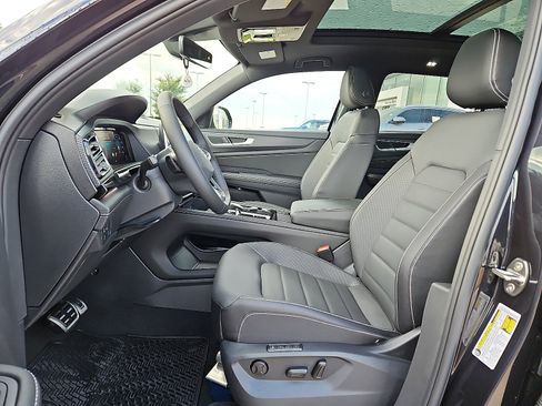 New 2026 Volkswagen Atlas Cross Sport SEL R-Line image 11