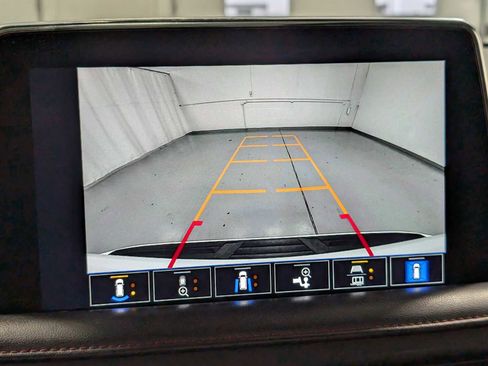 Used 2022 Chevrolet Tahoe RST w/ Luxury Package image 30