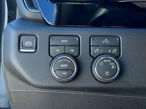 New 2026 Chevrolet Silverado 1500 LT image 19