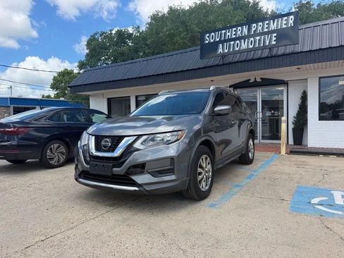 Used 2020 Nissan Rogue SV AWD/4WD image 1