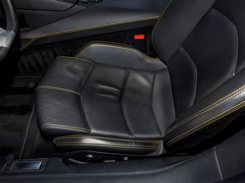 Used 2014 Lamborghini Aventador image 22