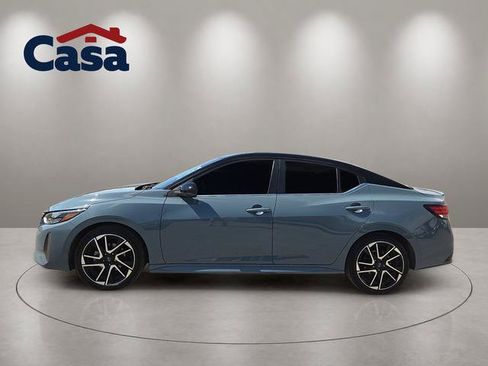 Used 2025 Nissan Sentra SR FWD image 3