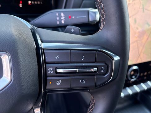 New 2026 GMC Terrain AT4 w/ Convenience Package III image 19