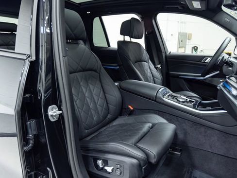 Certified 2025 BMW X5 xDrive50e w/ M Sport Package image 25