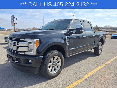 Used 2019 Ford F250 Platinum image 2