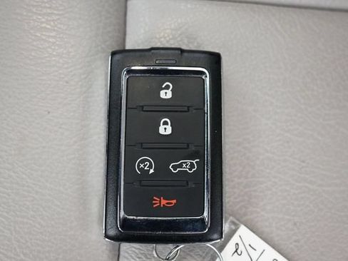 Used 2023 Jeep Grand Cherokee L Laredo w/ Luxury Tech Group I AWD/4WD image 25