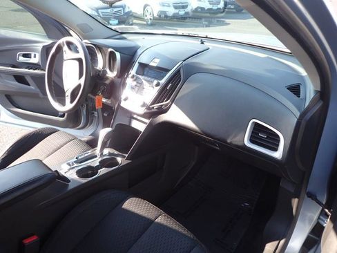 Used 2014 Chevrolet Equinox LS FWD image 13