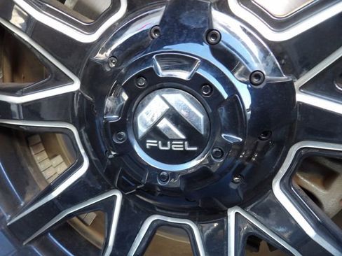 Used 2019 Ford F150 Lariat w/ Equipment Group 502A Luxury image 16