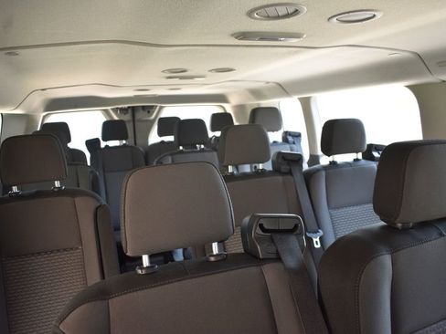 Used 2025 Ford Transit 350 XLT RWD image 28