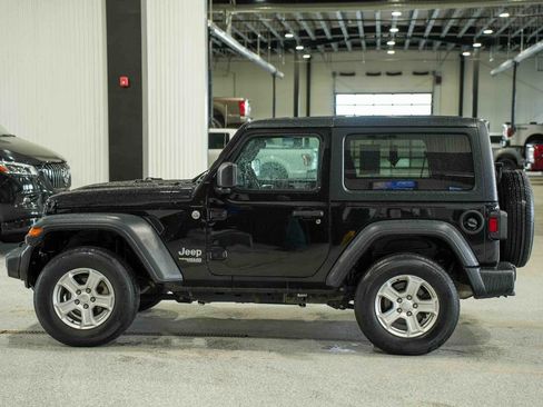 Used 2020 Jeep Wrangler Sport AWD/4WD image 8