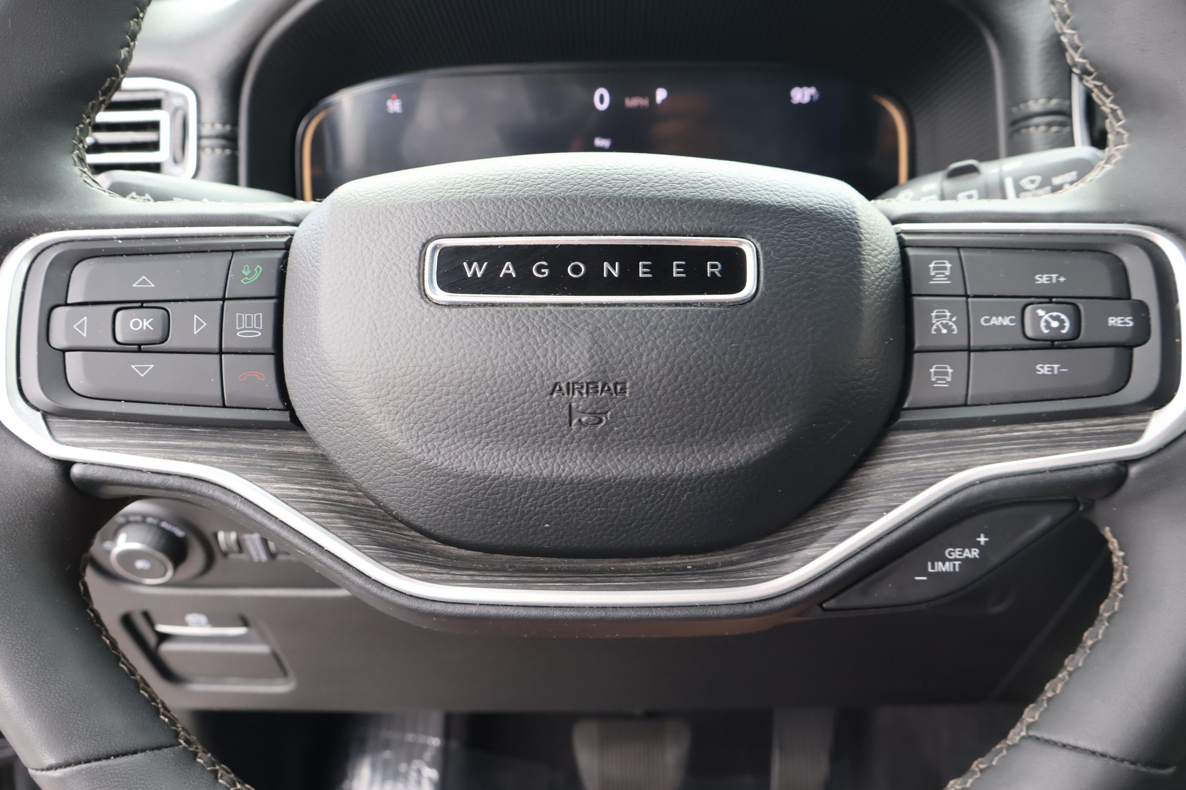 Used 2024 Jeep Wagoneer Series II w/ Flexible Seating Group RWD image 24